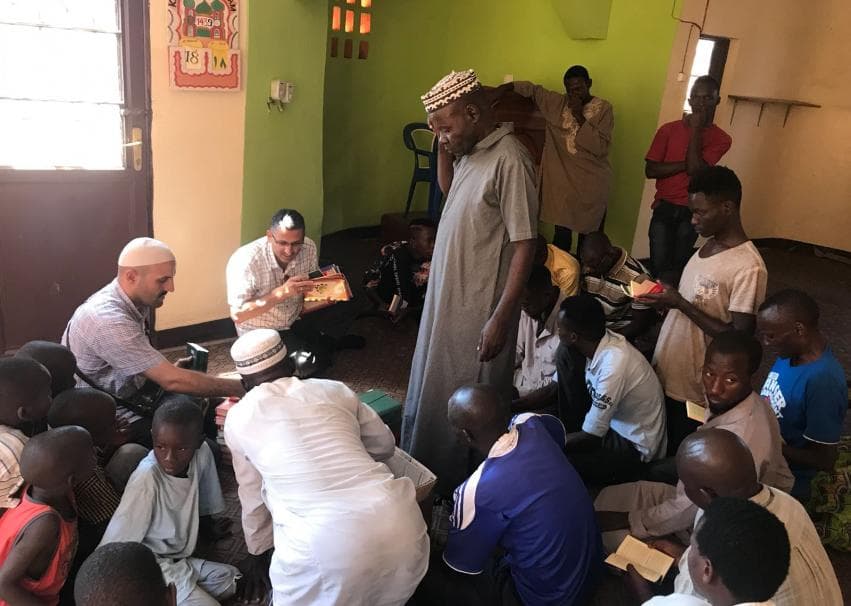 Afrika Kur’an-ı Kerim Dağıtımı — fotoğraf 2