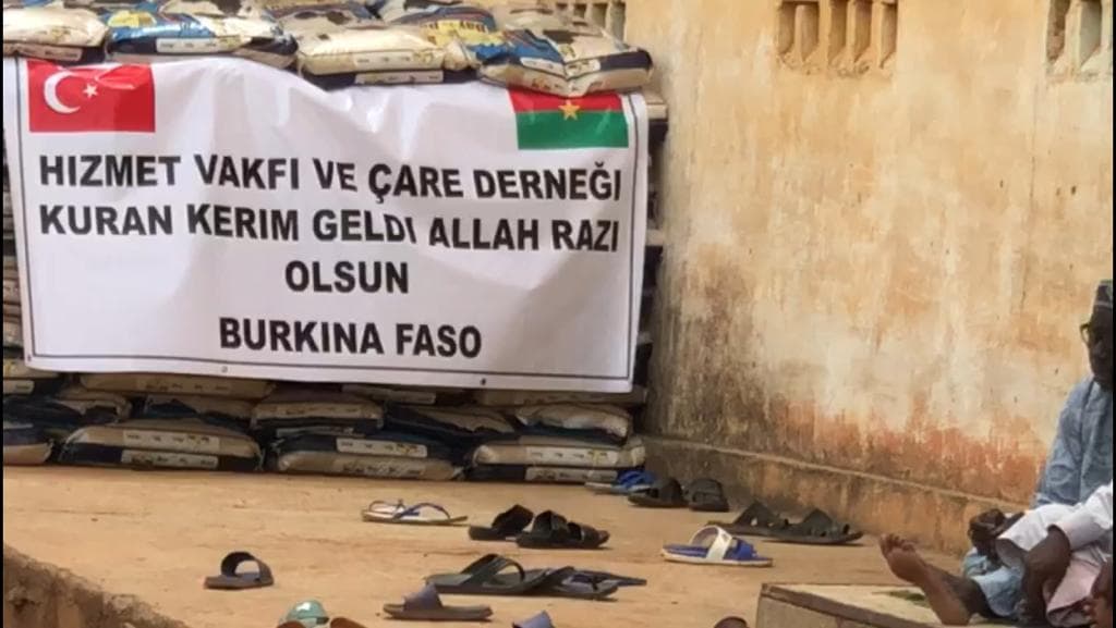 Genel Arşiv Kur'an-ı Kerim Dağıtımı — fotoğraf 26