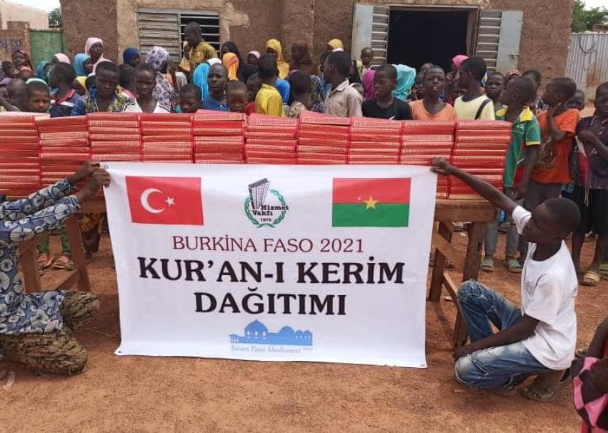 Burkina Faso Kur’an-ı Kerim Dağıtımı